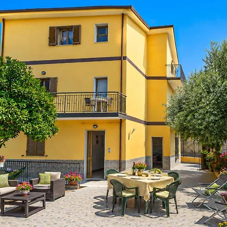 1 Bedroom Gorgeous In